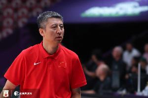 媒体人：这就是集训19天&大年夜苦练的效果？两队教练差距明显