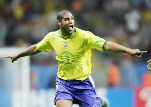 阿德：我本可以赢金球奖但他们给了舍甫琴科 从小射门力量就很大