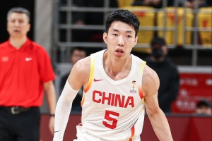 奇兵贺希宁 赵继伟下半场展现担当 胡金秋最稳 廖三宁多次破局