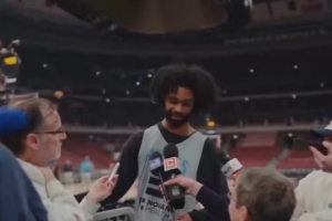 科比·怀特：享受在黄蜂的每一刻 我希望能在这里待很久很久