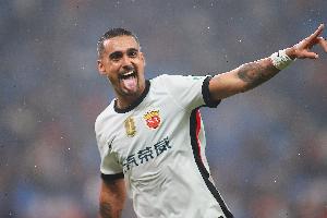 沪媒：主力前锋莱昂纳多受伤，海港或“4外援”出战中超起步阶段