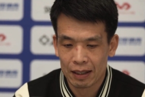 解指导：上场比赛的遗憾失利 对球队来说是一种释放 大家憋足了劲