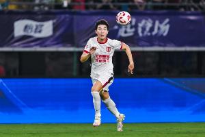 元敏诚500万北上辽宁内幕 蓉城尊重球员意愿放行