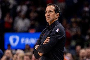 斯波谈失利：关键时刻我们要打得更好 努力拿下比赛