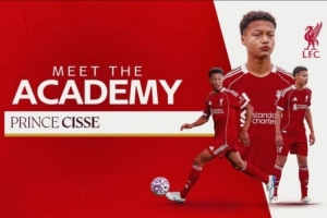 红军功勋西塞之子：我速度比父亲还快；玩足球经理必租恩古莫哈