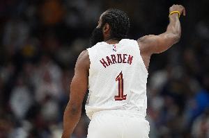 哈登拇指骨折！大将军：手和腿部伤病是两码事 对球队影响也不同