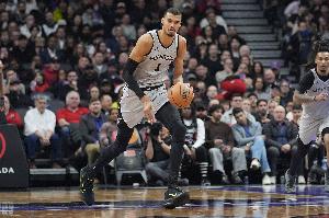 马刺11连胜期间有3场从未落后 今日篮网15次失误有13次因马刺抢断