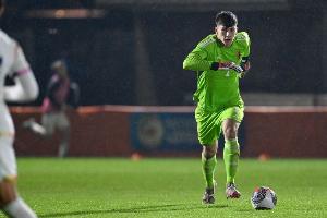 队报：罗塞尼尔密切关注外租门将彭德斯，计划今夏将其从白堡召回