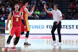 马不停蹄！媒体人：中国男篮已于今晚抵达菲律宾 备战后天的比赛