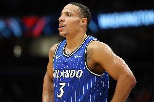 拼尽全力！贝恩19中12空砍全队最高30分 近6场4次砍30+