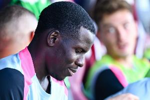 罗马诺：深入谈判，前切尔西后卫祖马有望自由身加盟迪拜祈祷