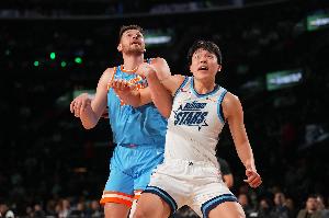 拓媒：克林根是中锋位置稳定的保险 所以球队去年选秀豪赌杨瀚森