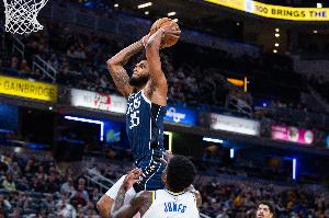 基德：巴格利非常职业给我们带来能量 像从训练营开始就在队一样