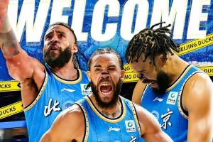 直播吧：麦基将在3月4日左右抵达北京与球队会合