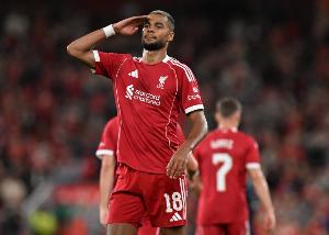 加克波：比赛过程比最终结果胶着得多 赛季初我们欠缺定位球得分