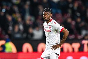 体坛：2比9后学习海港预订第6外援？泰山无心再追意中人