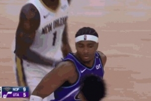 生涯首次先发！辛森三分打进爵士首个进球 全队开场10中0