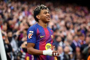 亚马尔成西甲历史第6位19岁前上演帽子戏法球员，也是第3年轻球员