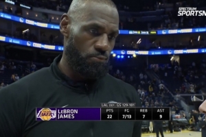 詹姆斯：在NBA不能过于高调也不能过于气馁 我们明天还有比赛