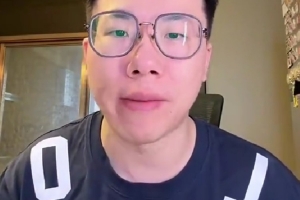 解说：勇士提前续约桑托斯为防止休赛期留不住 后者自带拼搏精神