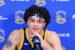 桑托斯：续约后给父母打电话装严肃 他们以为我让未婚妻怀孕了