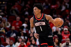 阿门：教练提醒过热火的打法不一样 但我们还是没做好准备