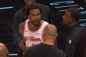 伊森情绪激动怒喷乌度卡：卡佩拉漏的人你骂我？这能怪我？