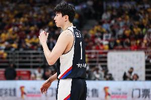 遭遇两连败！残阵韩国断电2分钟惜败日本男篮 李贤重空砍28+11