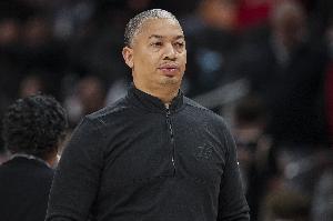 船记：卢因个人原因缺席训练 加兰完成全部训练将继续进行5对5