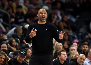 乌度卡：阿德巴约和拉松等人一样 都能轻易突破我们得分