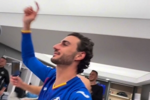 时隔18年再次攻陷伯纳乌！赫塔费球员更衣室内疯狂庆祝