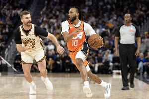 加兰：投进首个三分后找到状态 抛出空接想测试伦纳德有多老