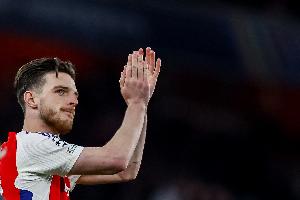 博主：赖斯身体并无大碍，但能否周中出战布莱顿仍存疑