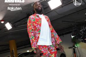 湾区雨姐？追梦今日战快船这一身东北大花OOTD也太带派了！