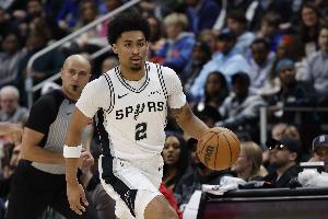 【菜鸟】哈珀22分&11中8 雷诺22分10板2断 克尼佩尔13分&三分7中1