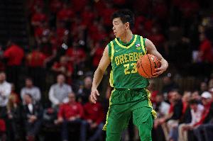 今天俄勒冈大学对阵伊利诺伊大学 中国球员林葳缺阵