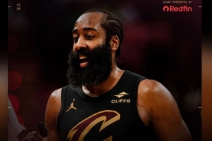 封面是自己！赛后哈登在INS转发了骑士官方赢球海报