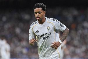 至少伤缺1年！医学专家：罗德里戈9个月只能恢复50% 他一直带伤踢