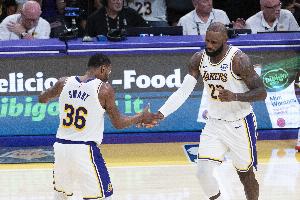 詹姆斯：斯玛特是赢家 从他大学时我就关注他了&他一直都很出色