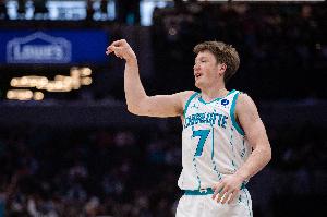 新秀榜：克尼佩尔继续领跑！弗拉格第2！VJ第3！哈珀升至第4