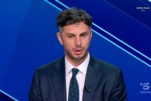 拉诺基亚：巴斯托尼是意大利国脚，认错了还一直被嘘真的太过分了