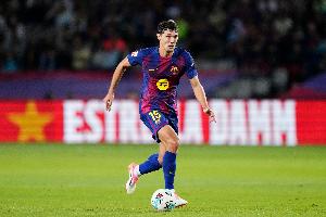 世体：克里斯滕森首选留在巴萨，但俱乐部开的续约薪水远低于目前