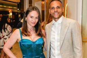 太阳报：前巴萨前锋布莱斯维特投资多个领域，身家已超过2.5亿镑