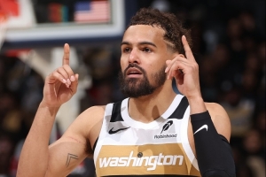 特雷·杨：我感受到了球迷能量 相信年轻人的潜力以及我们的未来