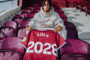 官方：西汉姆与19岁青训前锋阿贾拉续约至2028年