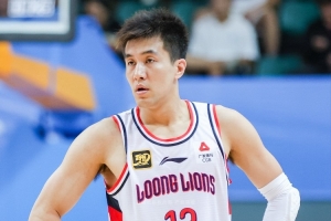 媒体人：郭艾伦想重回CBA赛场不容易 想起林书豪哭着说那句我完了