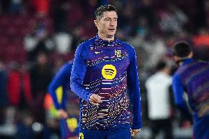 每体：莱万将佩戴面具出战毕尔巴鄂竞技 埃里克·加西亚结束停赛