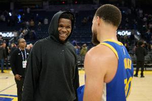 4233记！库里：不认为我的三分纪录无人能破 华子和克神最有可能