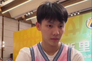 徐杰：感谢球迷们的投票 希望这次能多走一走&了解诸暨当地文化