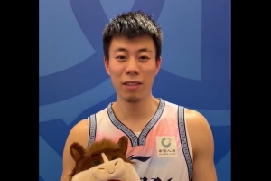 反差有点大！张镇麟：练力量听Rap 赛前爱听凤凰传奇